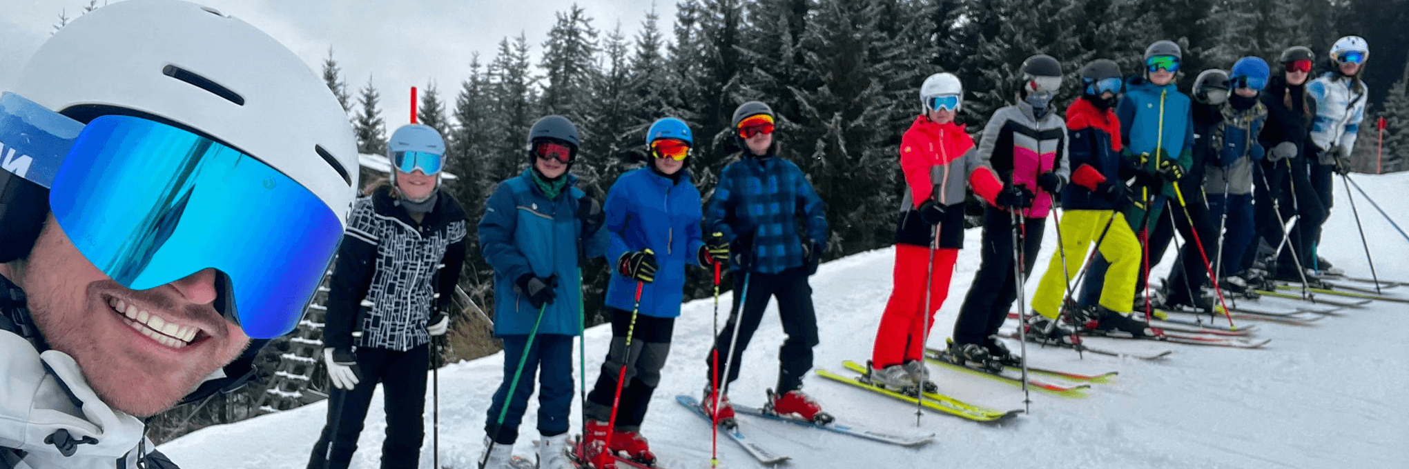Khevi fährt Ski